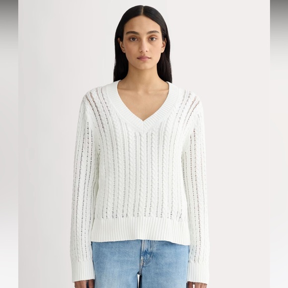 Everlane Sweaters - NWT Everlane V-Neck Sweater in white